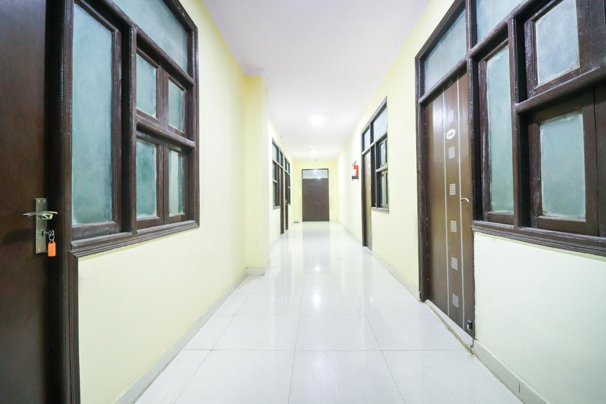 Hotel O Sunrise Inn Indirapuram Ngoại thất bức ảnh